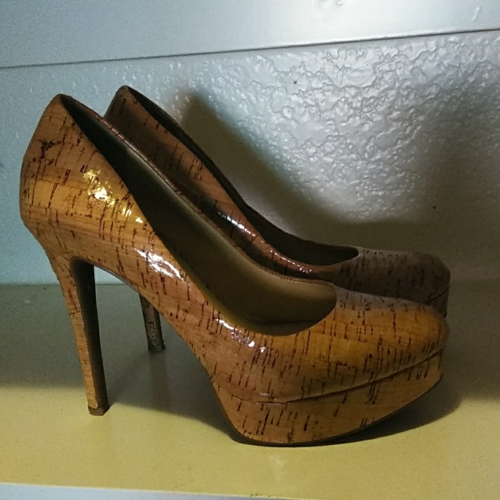 Pumps - Picture 2 of 2